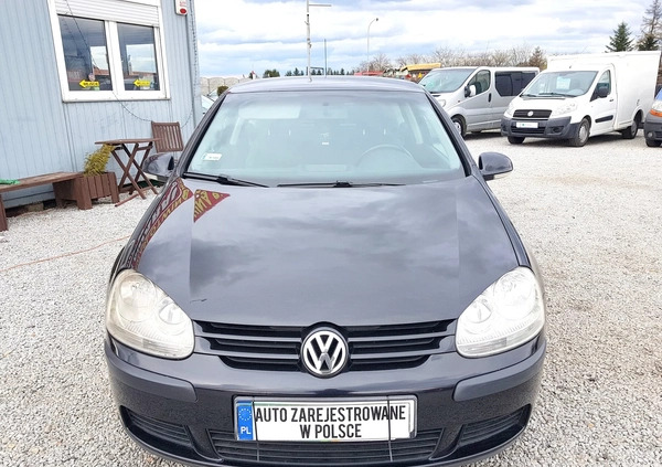 Volkswagen Golf cena 13800 przebieg: 249000, rok produkcji 2006 z Augustów małe 67